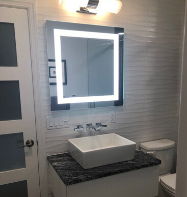  |  Contemporary Black & White Bathroom